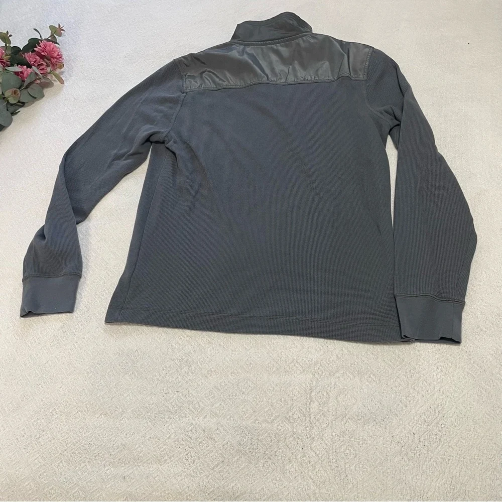 Banana Republic Gray Men's Shirt Quarter Zip Size Medium~ Pull Over‎ & Business